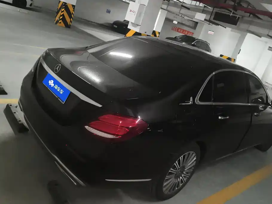Mercedes-Benz E-Class — миниатюра 3