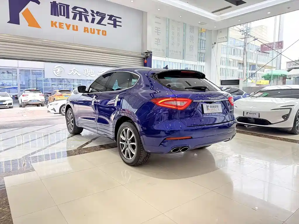 MASERATI LEVANTE