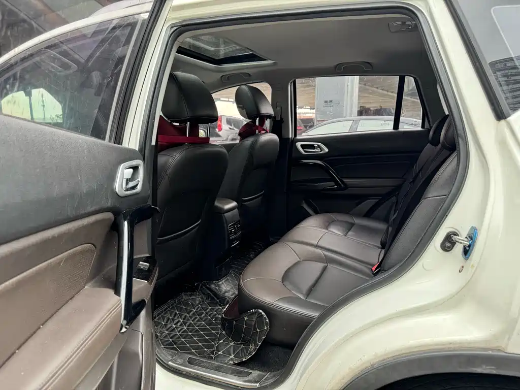 GAC Motor GS4 Hybrid — миниатюра 8