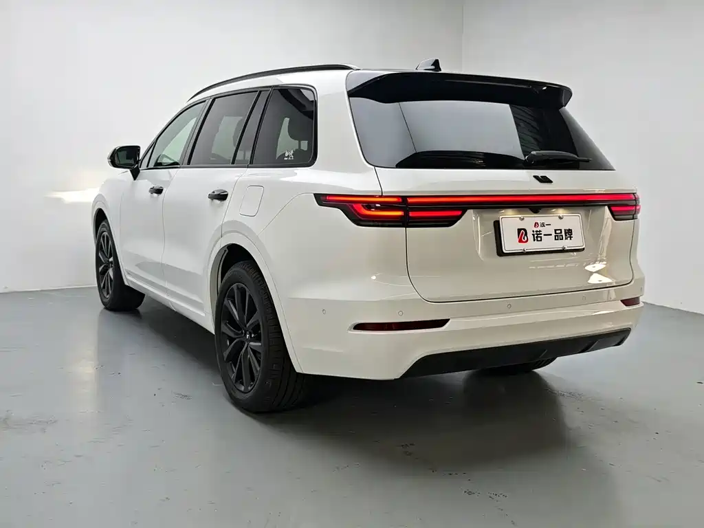 Li Auto Li ONE — миниатюра 4