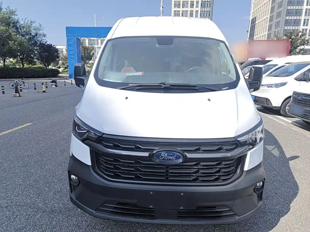 Ford Transit — миниатюра 3