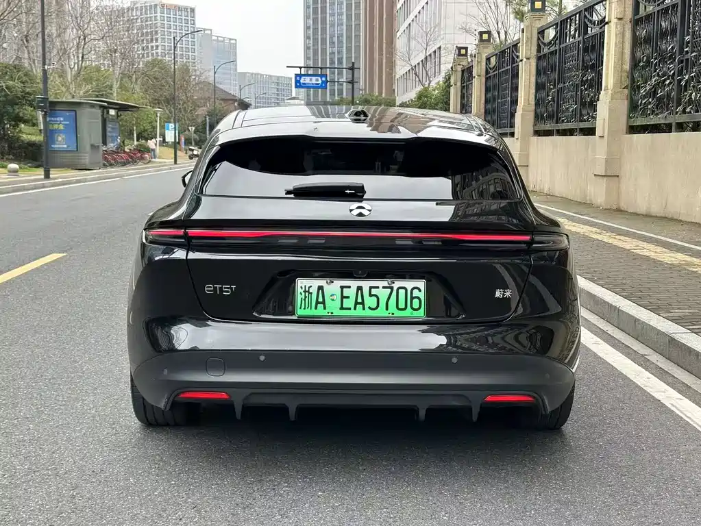NIO NIO ET5T