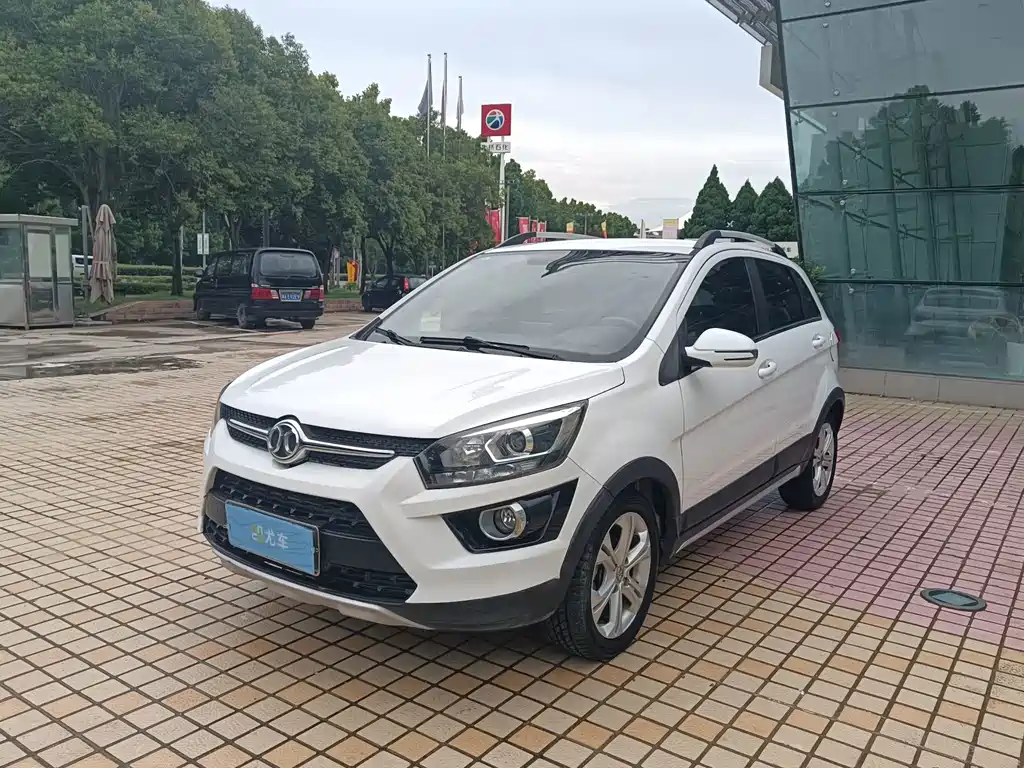 BAIC Senova X25