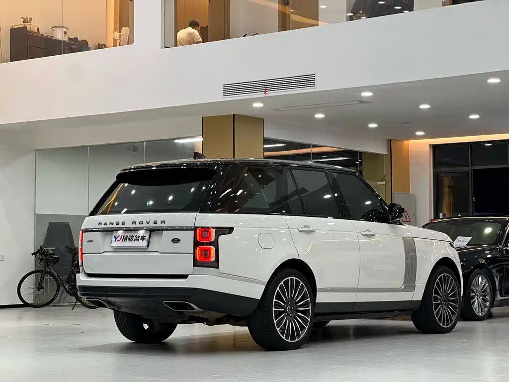 Land Rover Range Rover — миниатюра 3