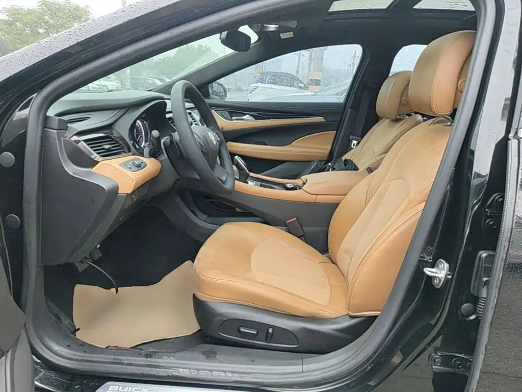Buick LaCrosse — миниатюра 15