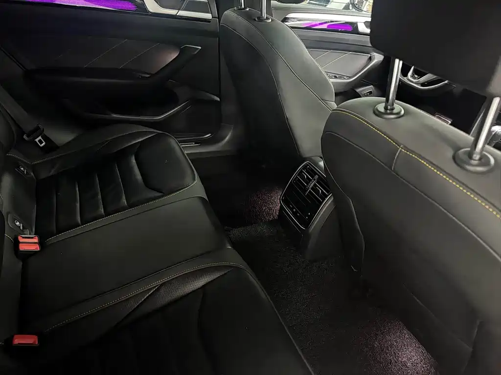 Volkswagen CC — миниатюра 11