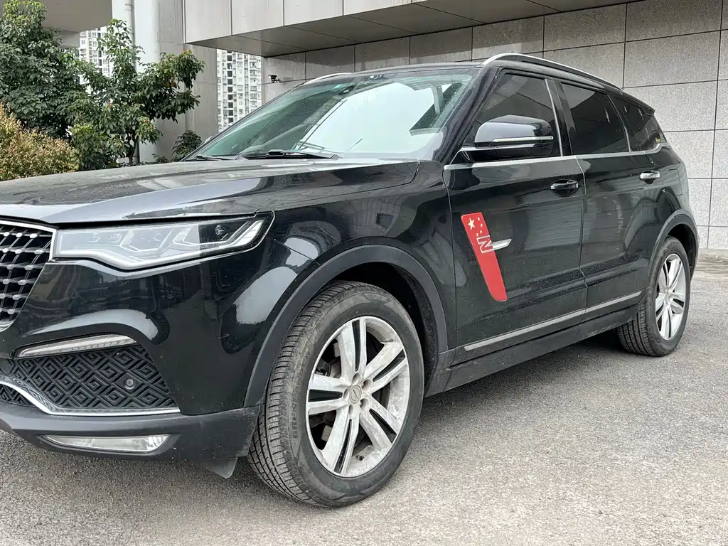 ZOTYE T700