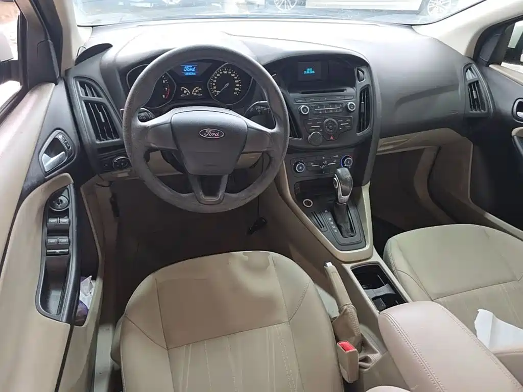 Ford Focus — миниатюра 14
