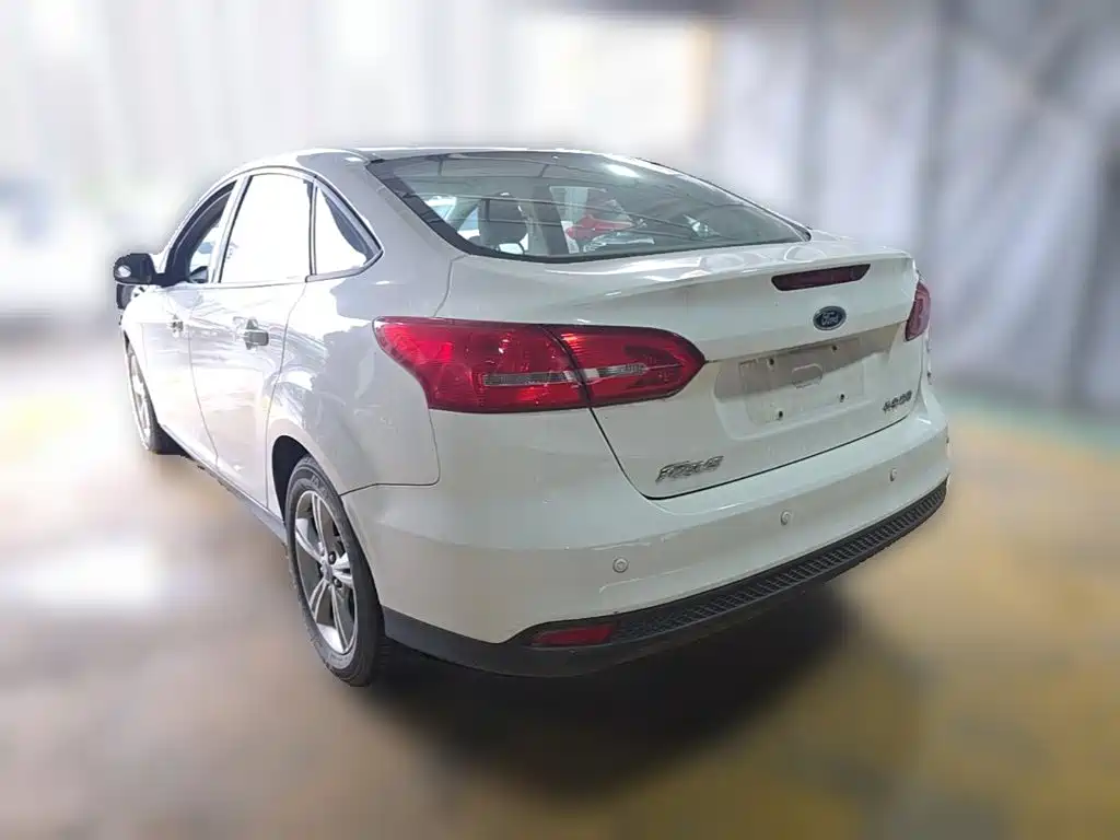 Ford Focus — миниатюра 7