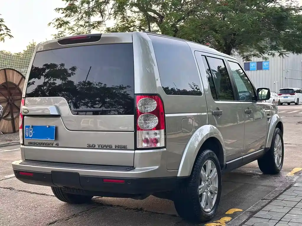 Land Rover Discovery 2010 3.0TDV6 HSE