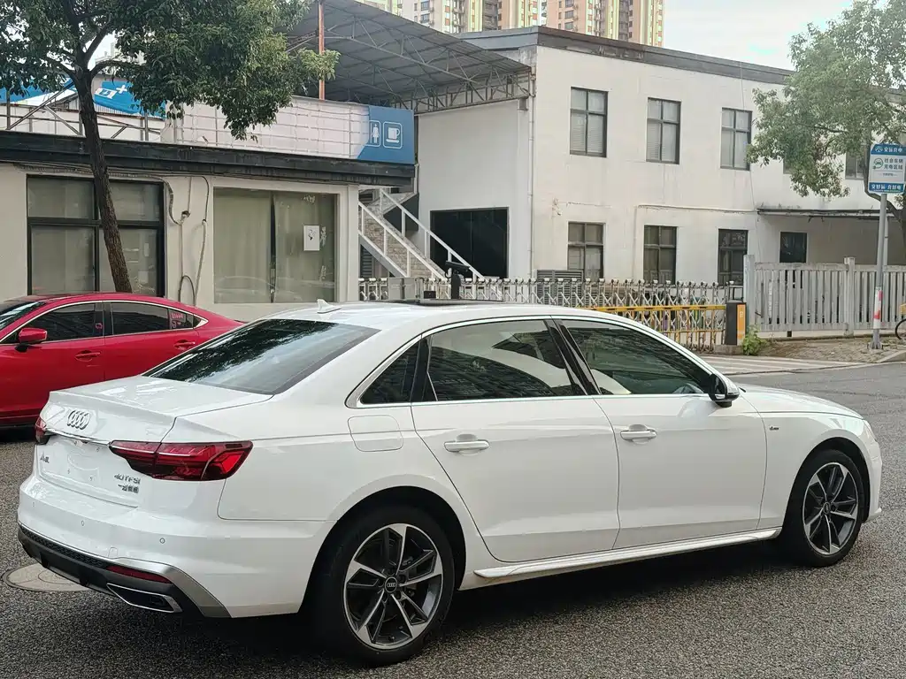 Audi A4L — миниатюра 7