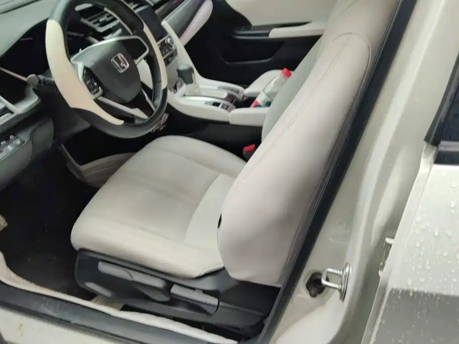 Honda Civic — миниатюра 9