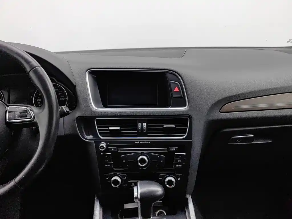 Audi Q5 — миниатюра 12