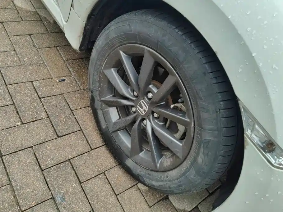 Honda Civic — миниатюра 6