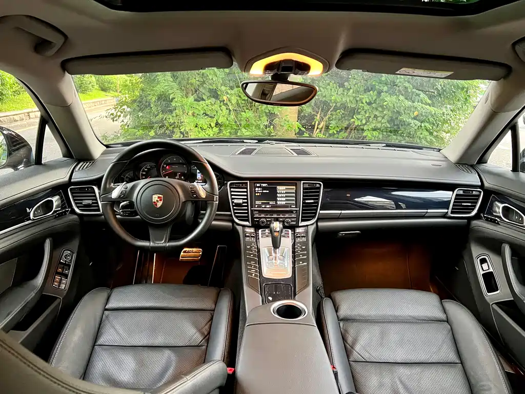 Porsche Panamera — миниатюра 6