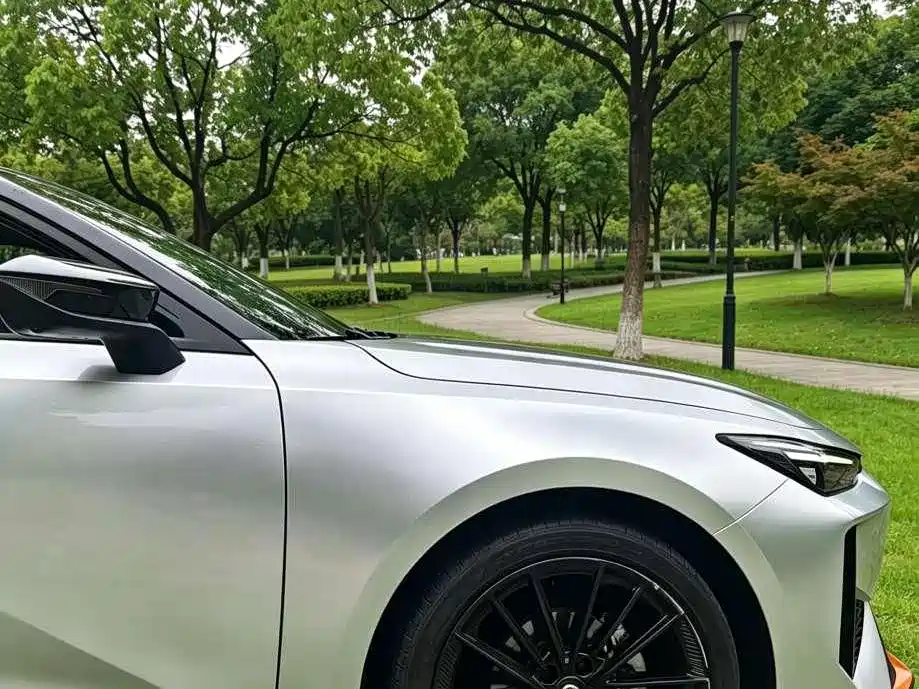 Changan UNI-V — миниатюра 3