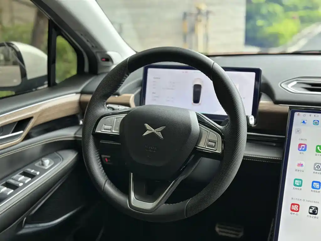 XPeng P5 — миниатюра 14