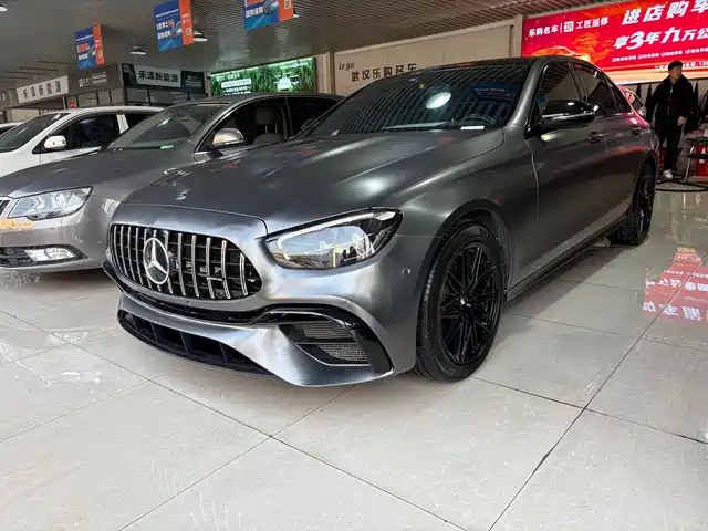 MERCEDES-BENZ E CLASS