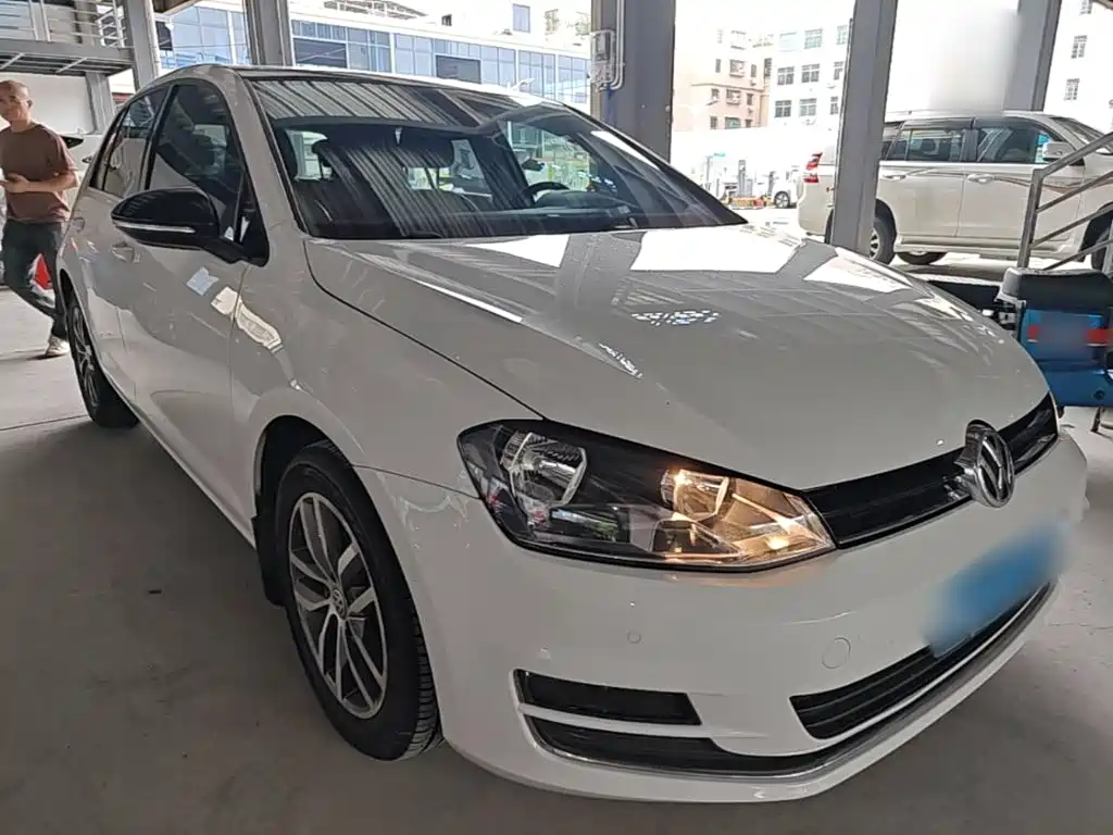 Volkswagen Golf — миниатюра 4