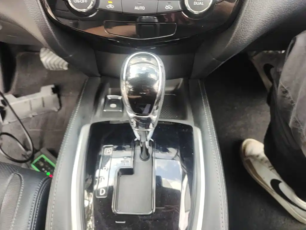 Nissan X-Trail — миниатюра 14