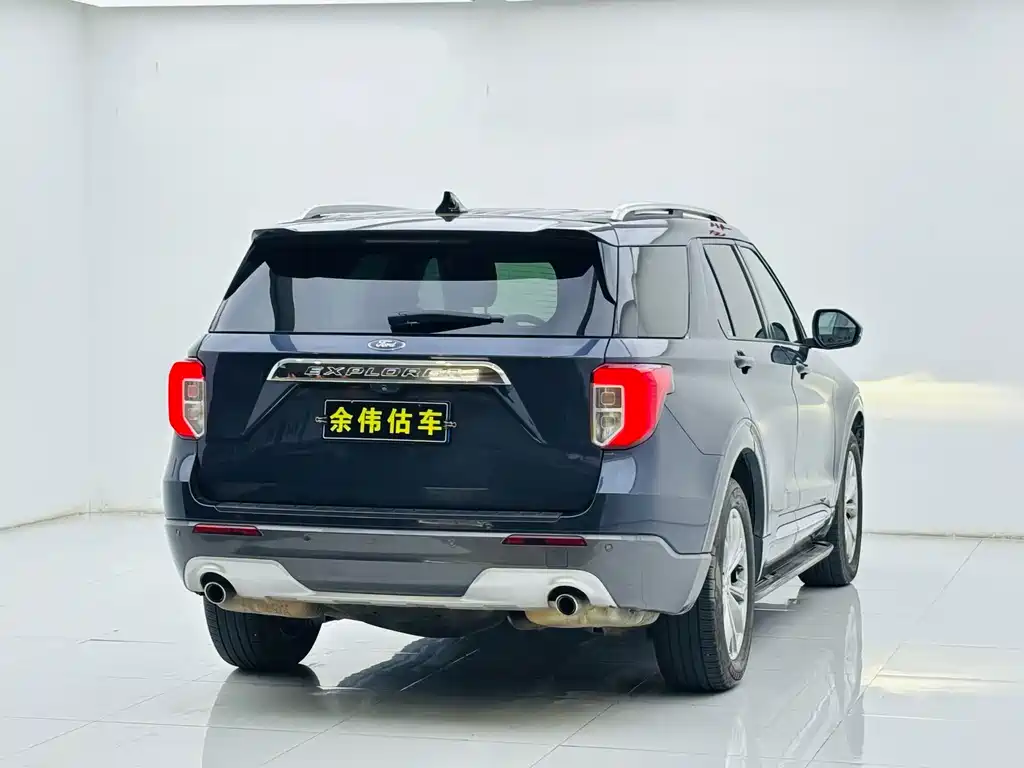 Ford Explorer — миниатюра 7