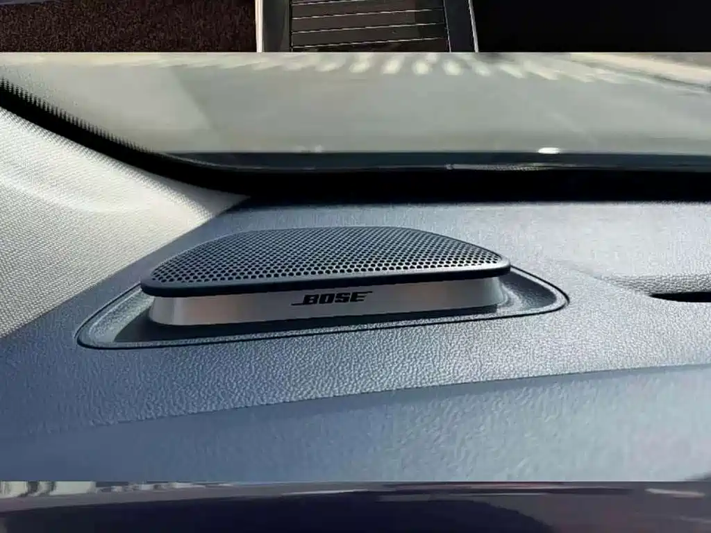 Roewe iMAX8 — миниатюра 5