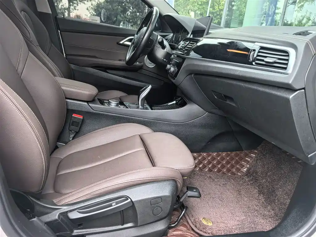 BMW 1 Series — миниатюра 17