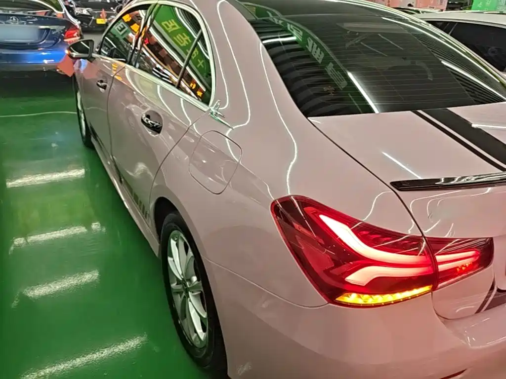 Mercedes-Benz A-Class — миниатюра 5