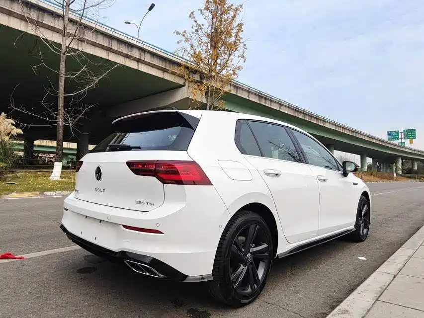 Volkswagen Golf — миниатюра 3