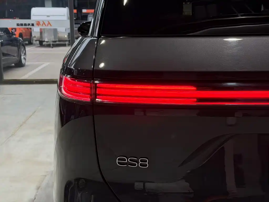 NIO ES8 — миниатюра 19