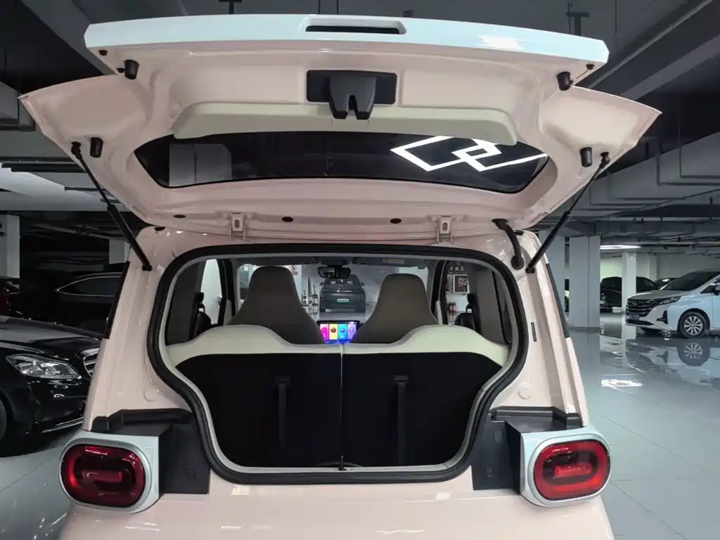 Wuling MINIEV — миниатюра 19