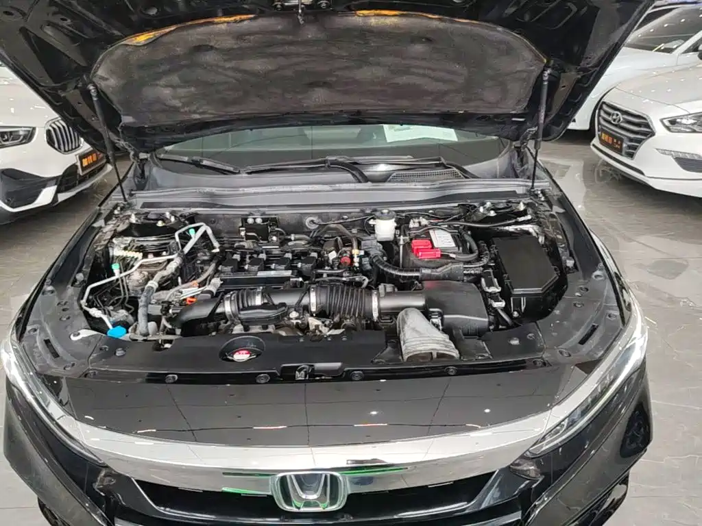Honda Accord — миниатюра 20