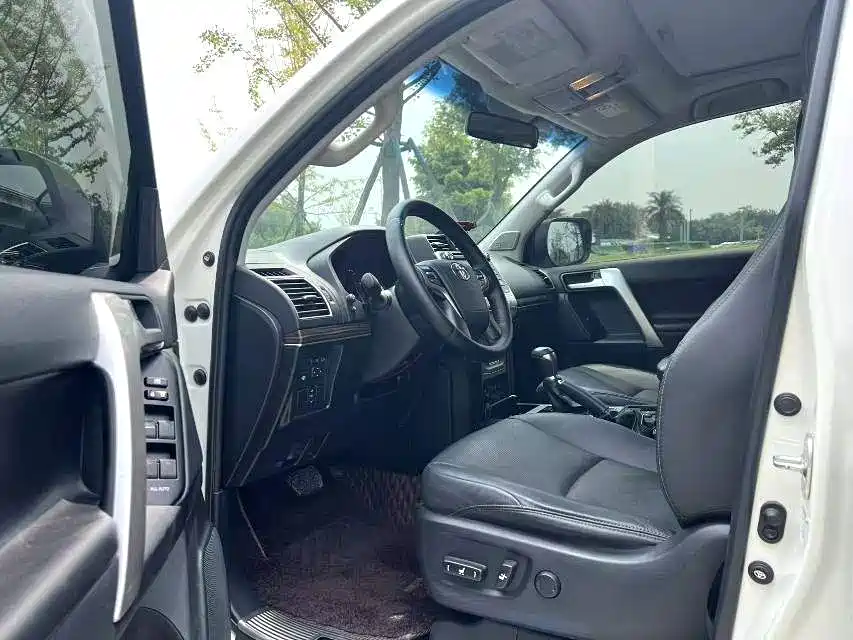 Toyota Prado — миниатюра 7