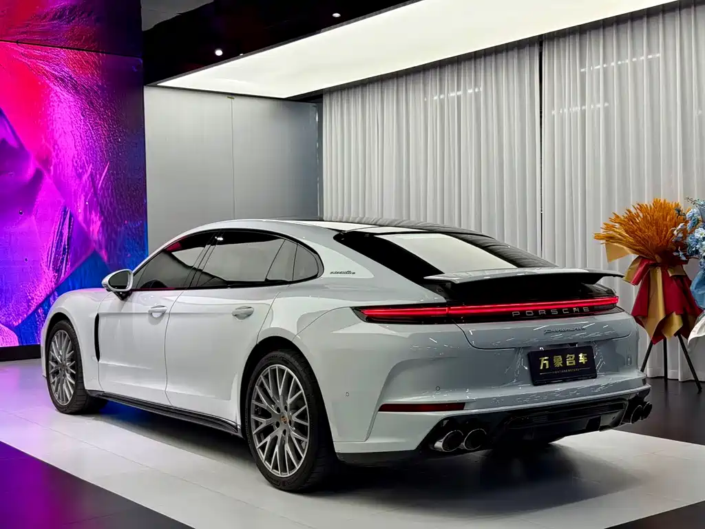 Porsche Panamera — миниатюра 4