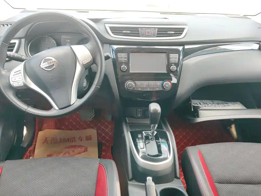 Nissan Qashqai — миниатюра 12