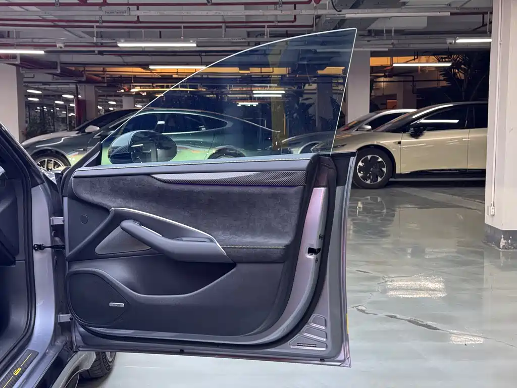 XIAOMI CAR XIAOMI SU7 ULTRA