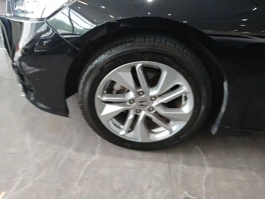 Honda Accord — миниатюра 23