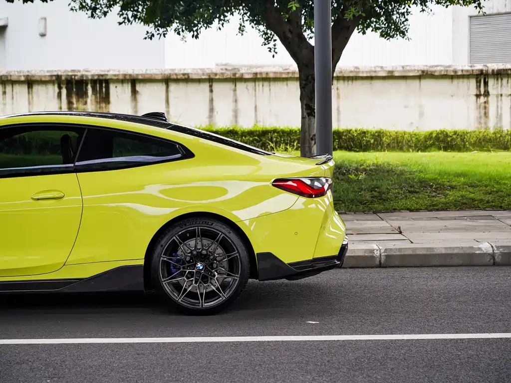 BMW M4 — миниатюра 21