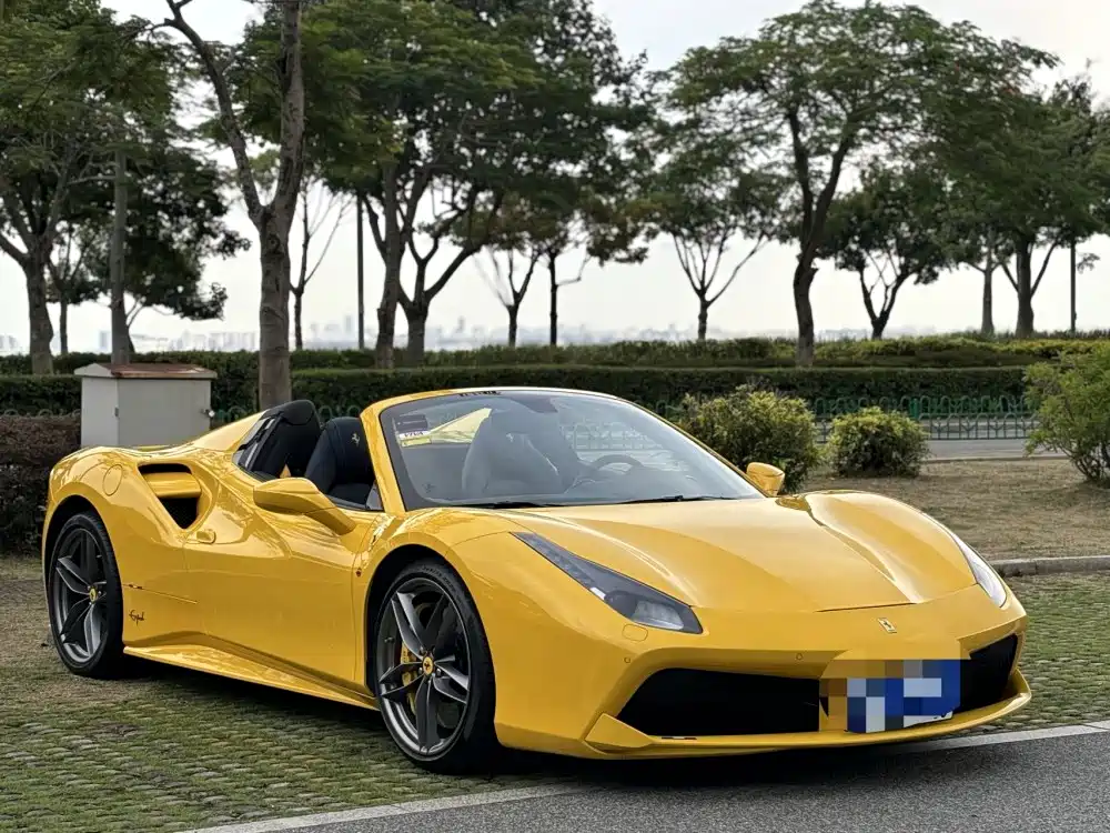 Ferrari 488 — миниатюра 4
