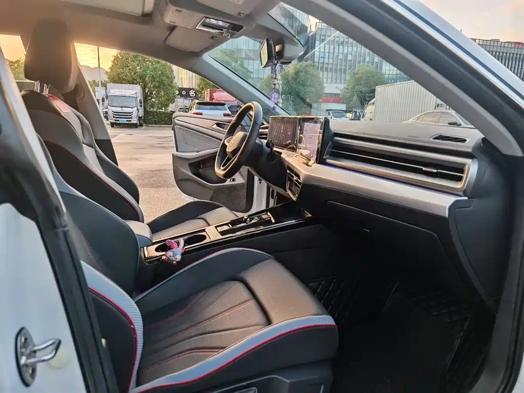 Volkswagen Lamando — миниатюра 9