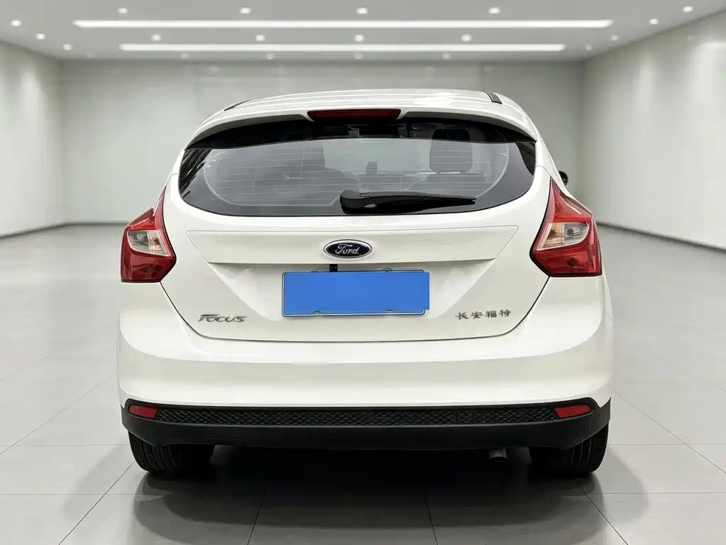 Ford Focus — миниатюра 10
