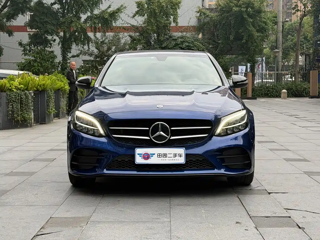 Mercedes-Benz C-Class — миниатюра 2