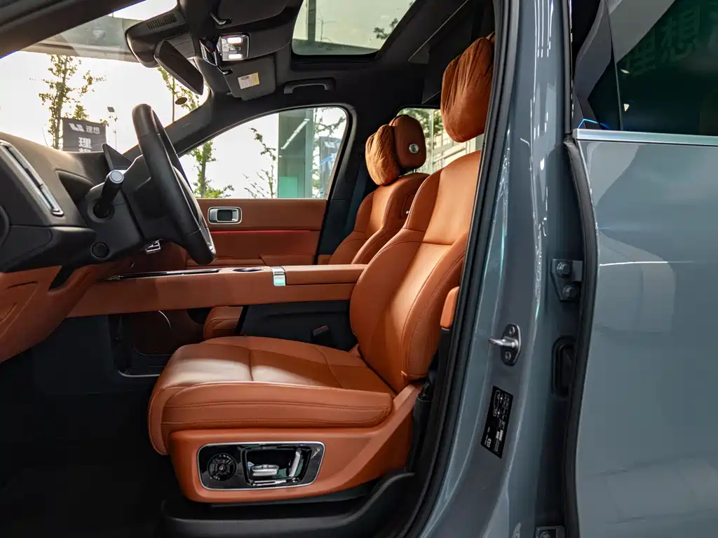 Li Auto Li L8 — миниатюра 8