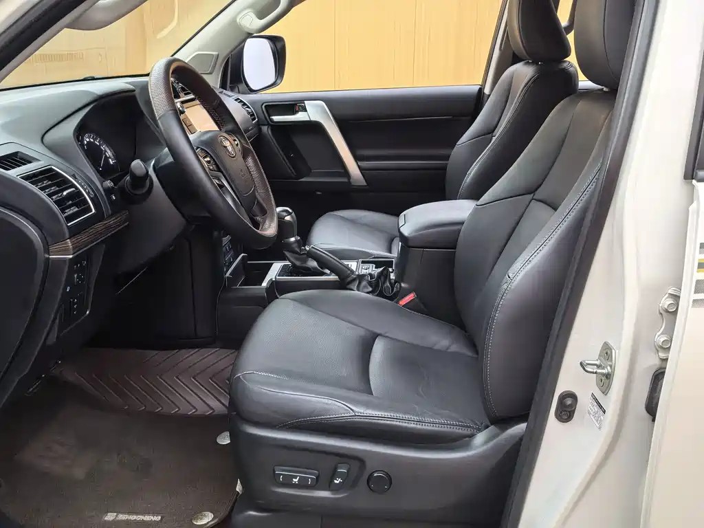 Toyota Prado — миниатюра 5