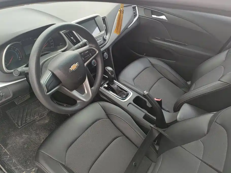 Chevrolet Cavalier — миниатюра 12