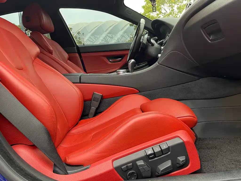 BMW M6 — миниатюра 18
