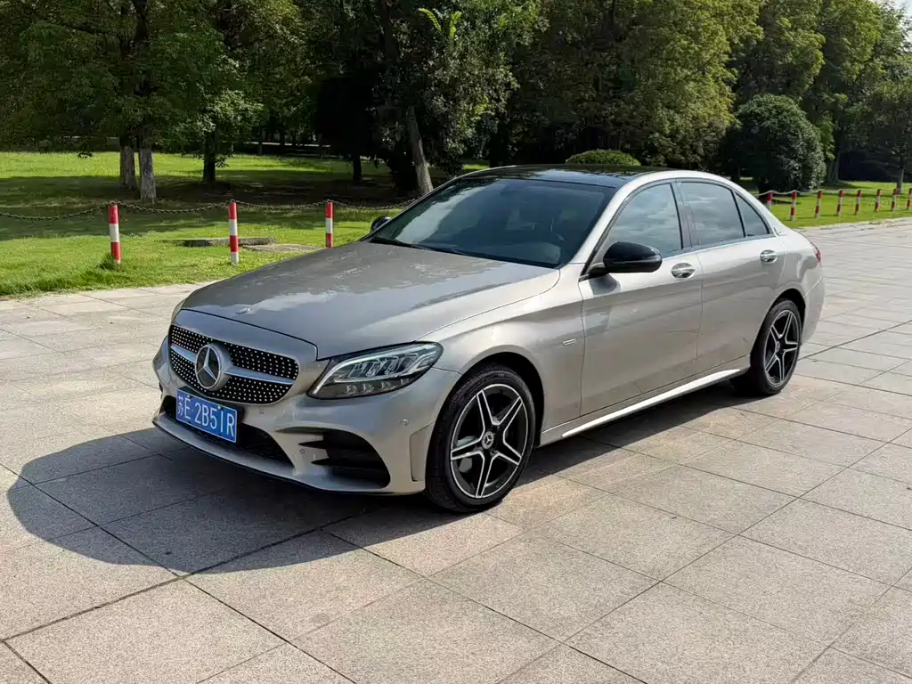 Mercedes-Benz C-Class — миниатюра 3