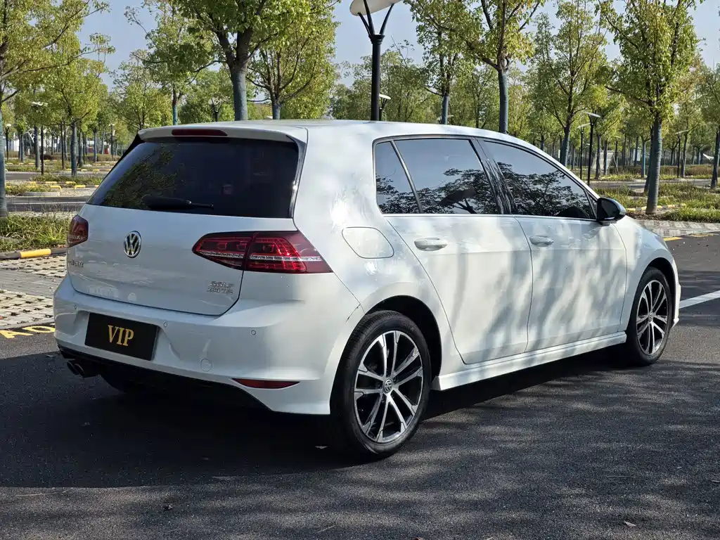 Volkswagen Golf — миниатюра 4