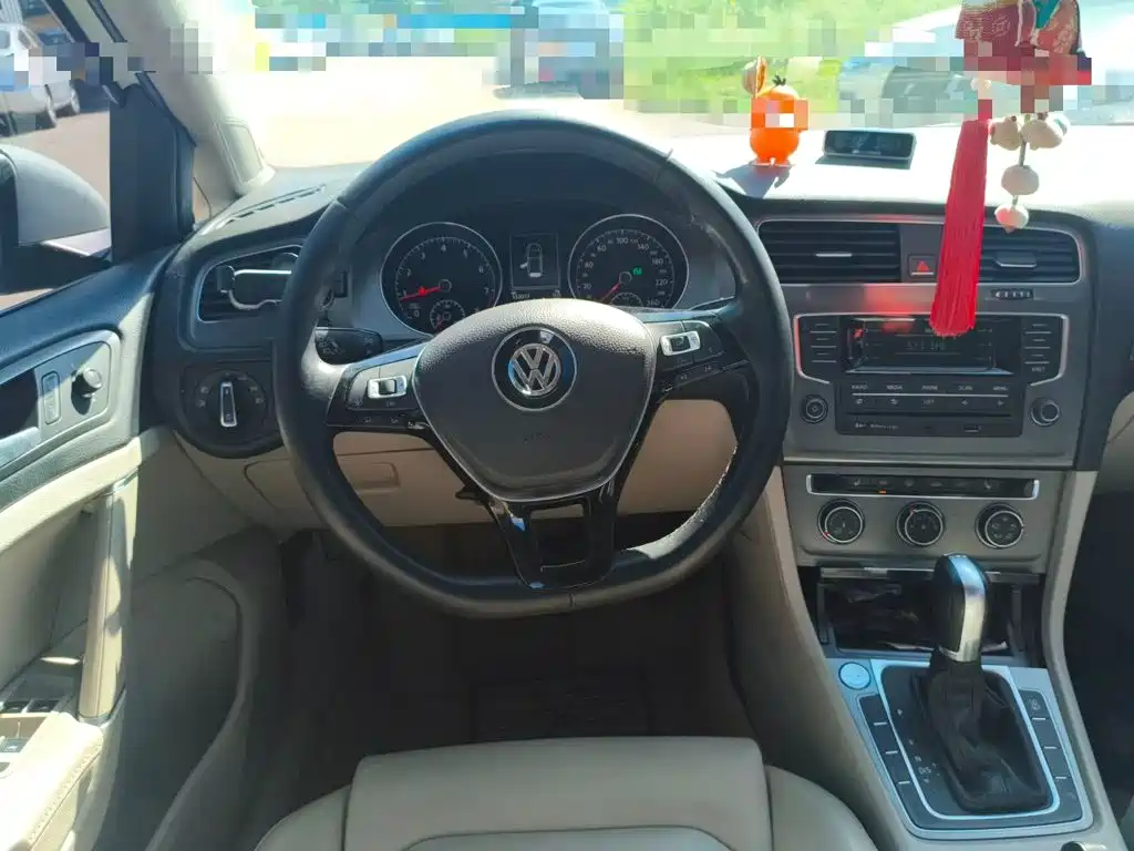 Volkswagen Golf — миниатюра 3