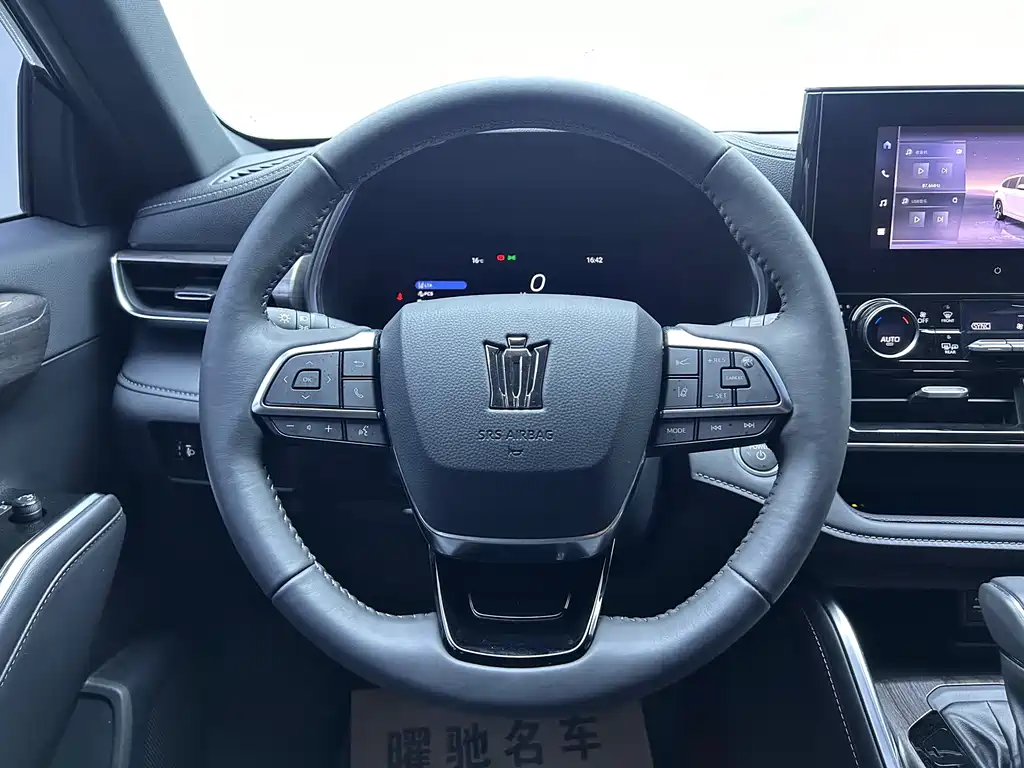 Toyota Crown Kluger — миниатюра 11